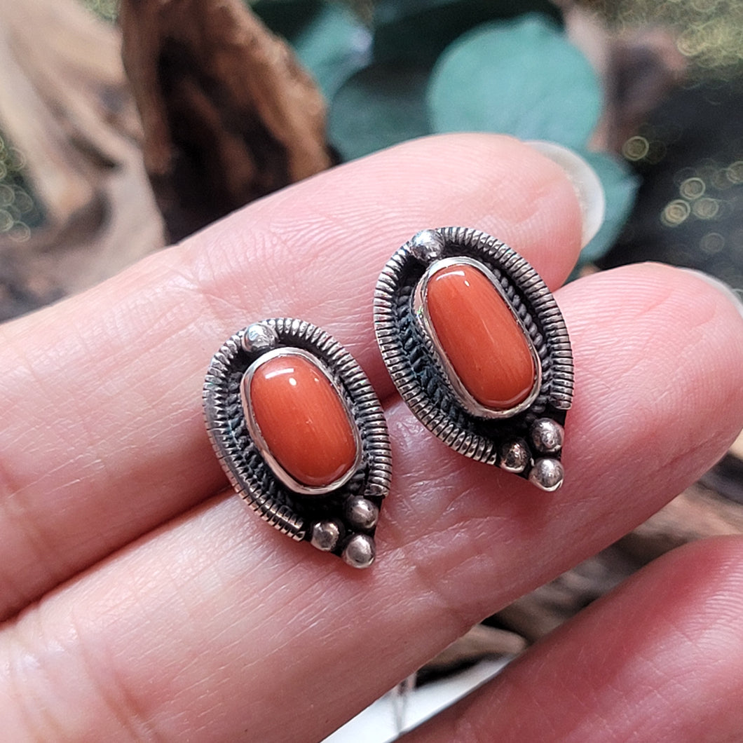 0387 紅珊瑚925銀耳飾