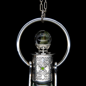 Fountain Gem Rollerball Necklace Series - Phantom and Labradorite on Floral Pattern