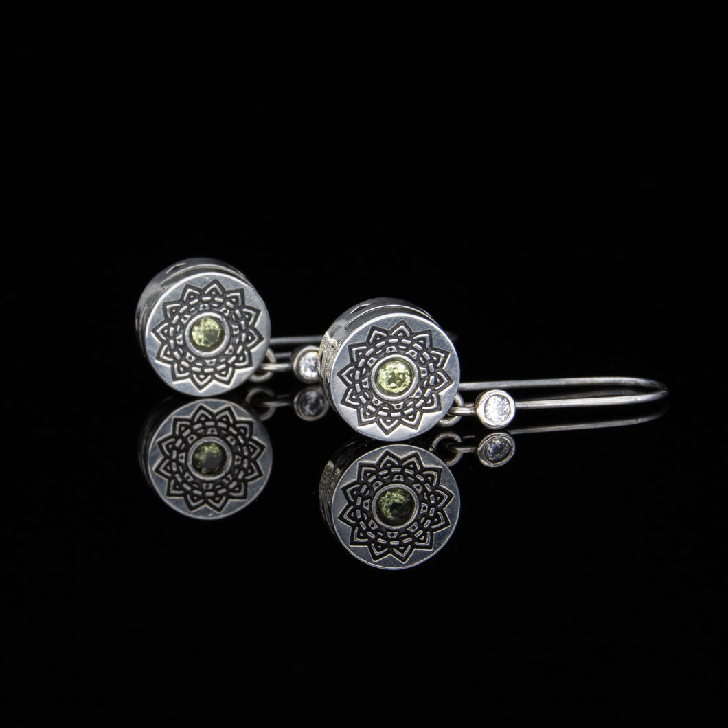 Diffuser Charm Earrings - Infinity of Flowers